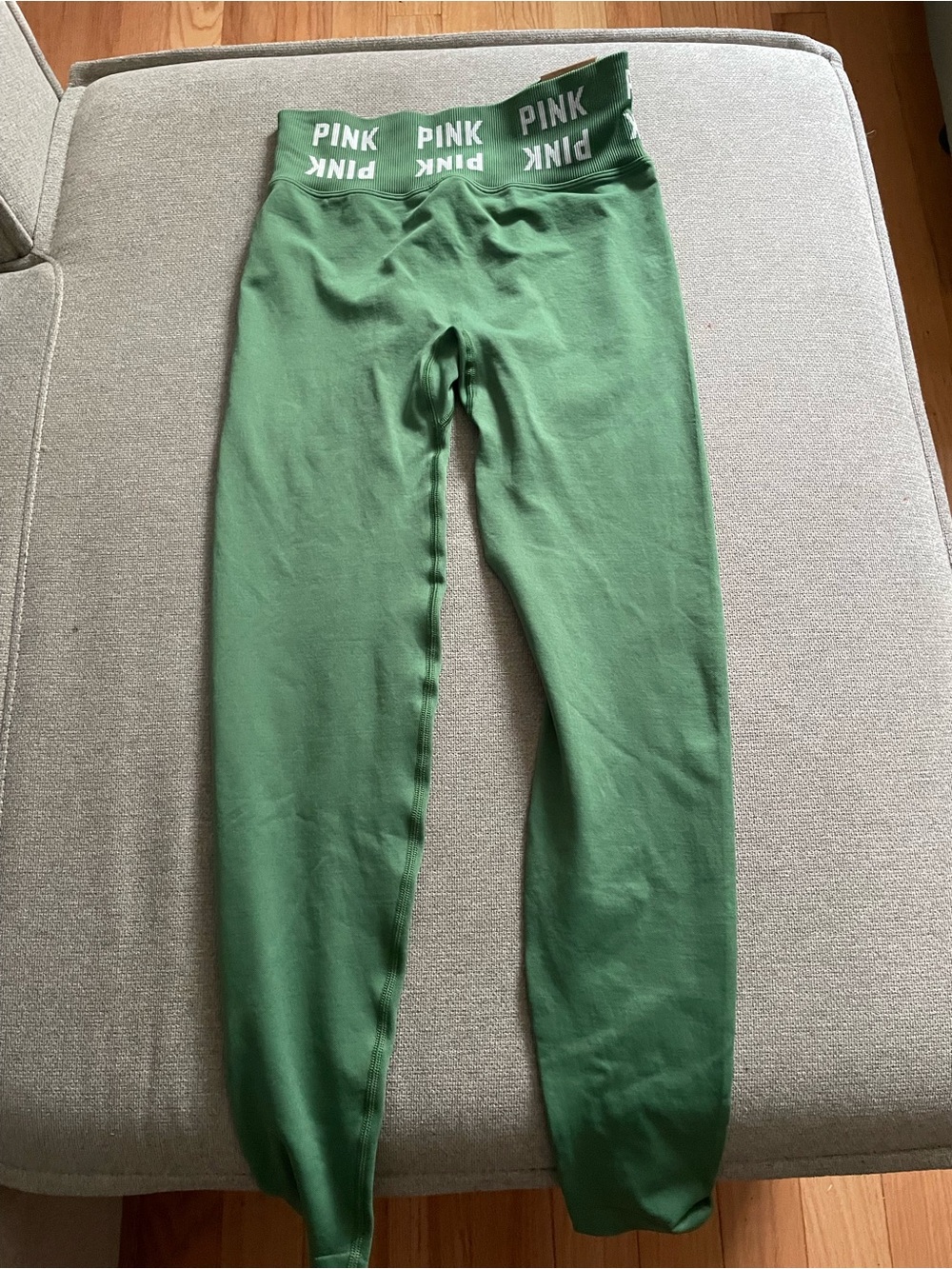 PINK Victoria's Secret active Green tight